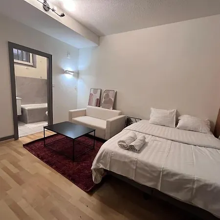 Lägenhet Cosy Rent Centre Tv Wifi *
